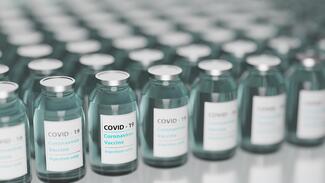 covid 19 vaccine vials